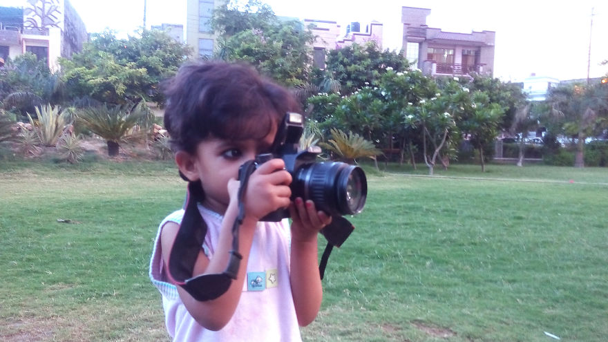 Youngest Photographer At The Age Of Two In India Youngest Photographer At The Age Of Two In India