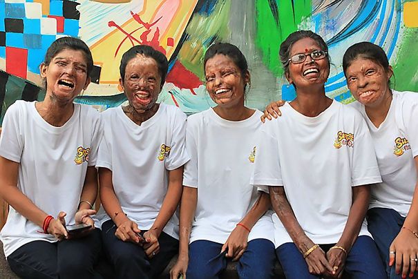 Women Have Opened A Cafe In India For Fellow Victims Of Acid Attacks