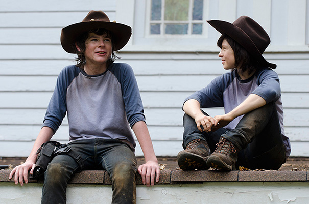 Chandler Riggs And His Stunt Double Jessica Merideth On The Set Of Walking Dead