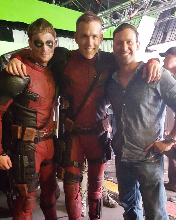 Ryan Reynolds And Stunt Double Will Erichson On The Set Of Deadpool