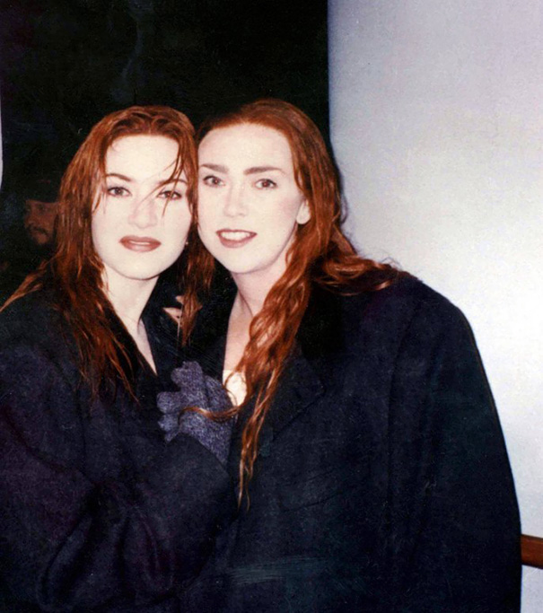 Kate Winslet With Her Stunt Double Sarah Franzl On The Set Of Titanic