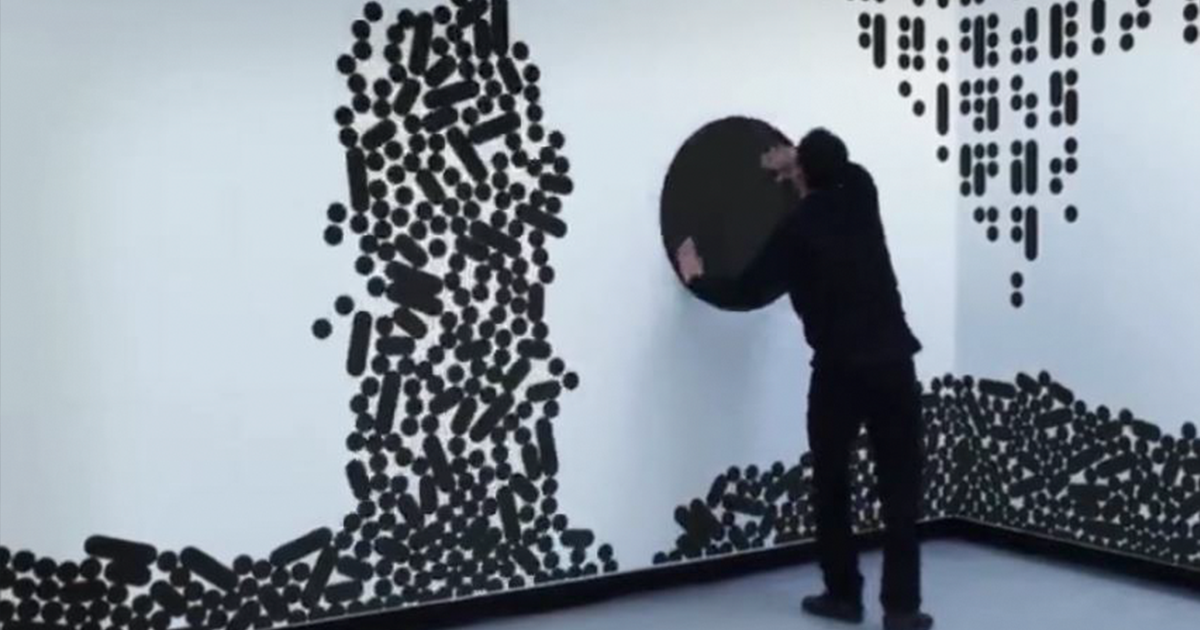Animated Wall By Büro Achter April | Bored Panda