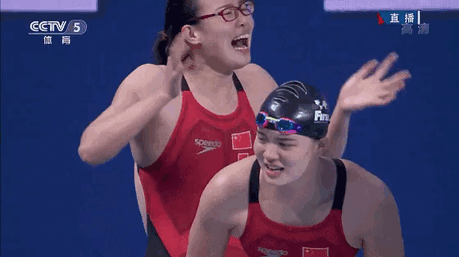 funny-geeky-china-swimmer-fu-yuanhui-rio-olympics-2