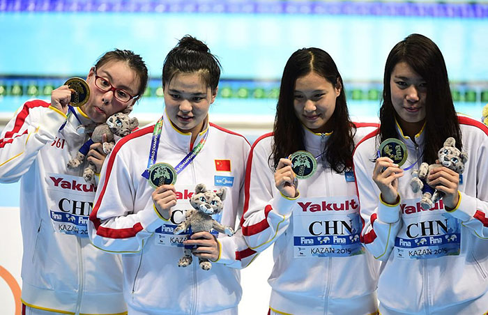 funny-geeky-china-swimmer-fu-yuanhui-rio-olympics-6