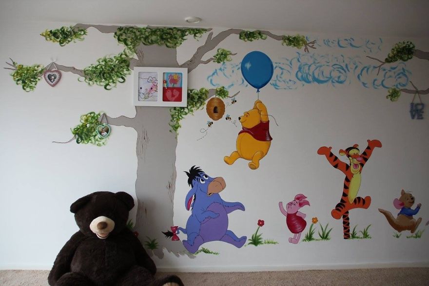 Mum Transforms Her Baby's Room With This Winnie The Pooh And Friends Mural Mum Transforms Her Baby's Room With This Winnie The Pooh And Friends Mural
