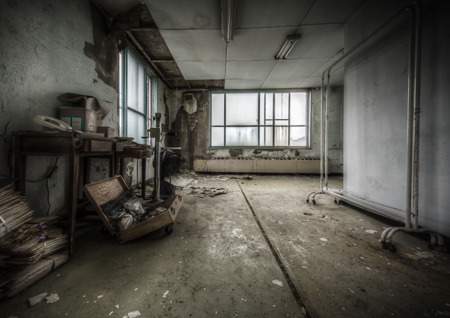 While On Holiday In Japan, I Stumbled Accross This Abandoned Hospital While On Holiday In Japan, I Stumbled Accross This Abandoned Hospital