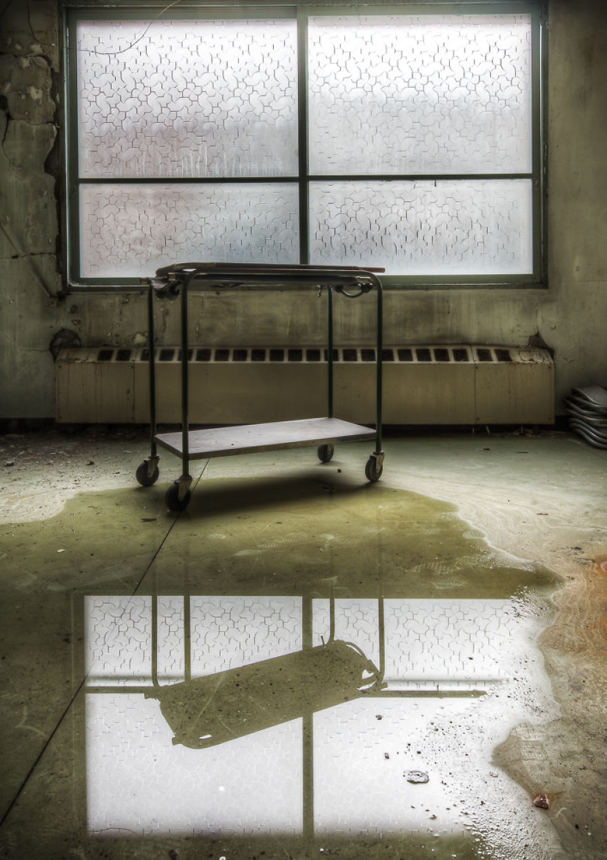 While On Holiday In Japan, I Stumbled Accross This Abandoned Hospital While On Holiday In Japan, I Stumbled Accross This Abandoned Hospital