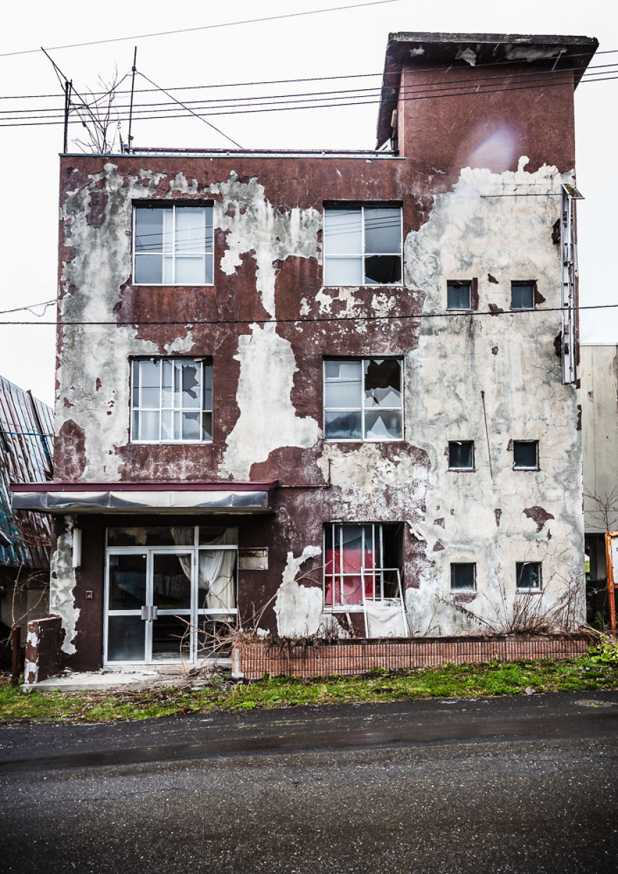 While On Holiday In Japan, I Stumbled Accross This Abandoned Hospital While On Holiday In Japan, I Stumbled Accross This Abandoned Hospital
