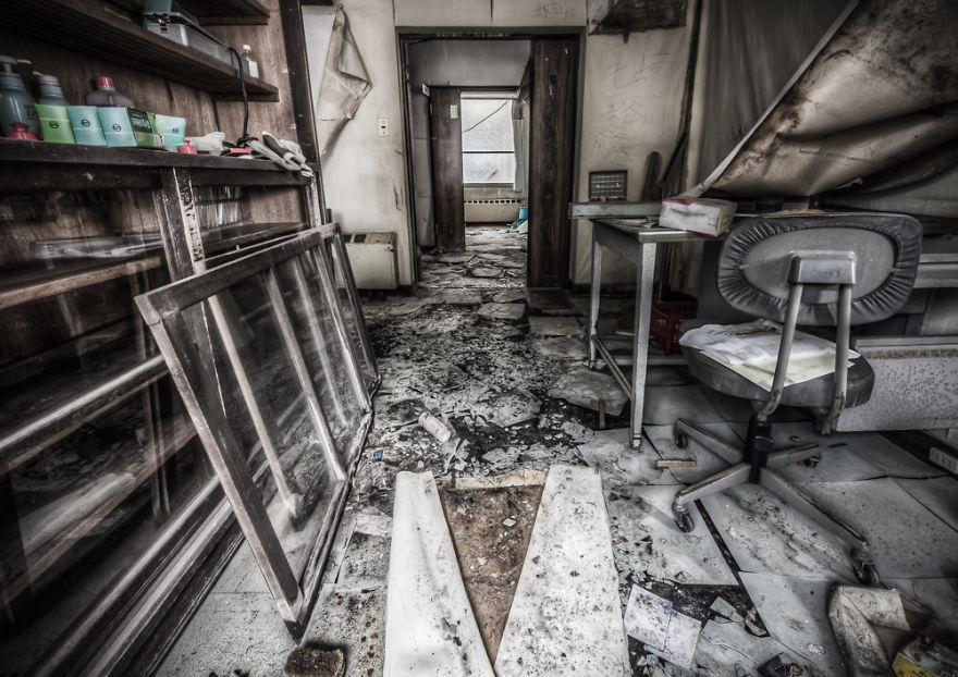 While On Holiday In Japan, I Stumbled Accross This Abandoned Hospital While On Holiday In Japan, I Stumbled Accross This Abandoned Hospital