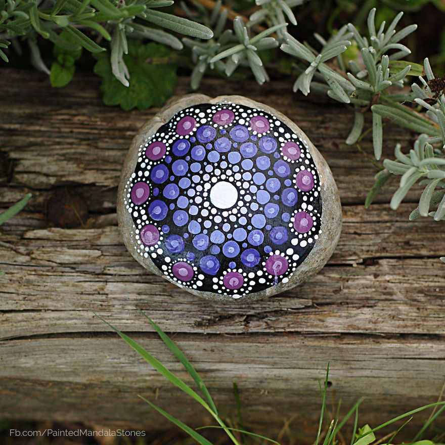 I Create Colorful Mandalas Inspired By Nature On Ordinary Stones