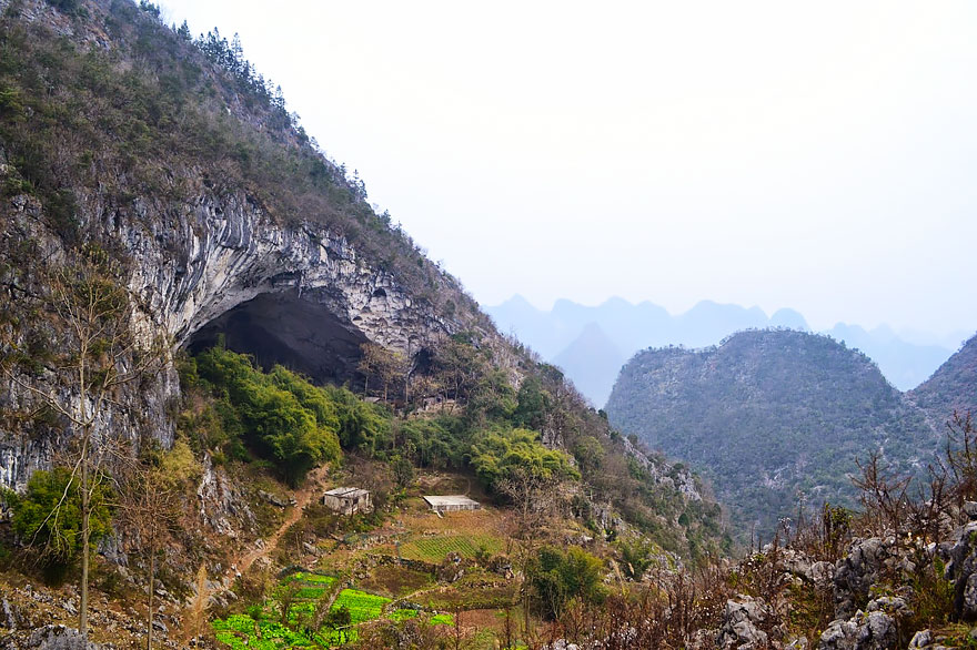 This Giant Cave In China Has 100 People Living Inside, A Basketball Court And Even Had A School