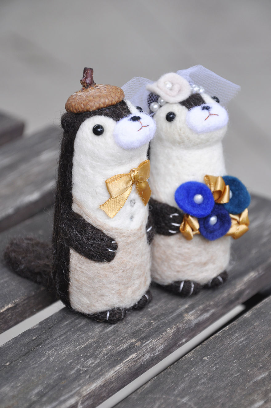 I Make These Personalized Wedding Otters That Matches The Couple's Wedding Style