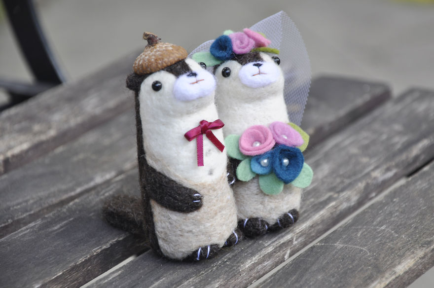 I Make These Personalized Wedding Otters That Matches The Couple's Wedding Style