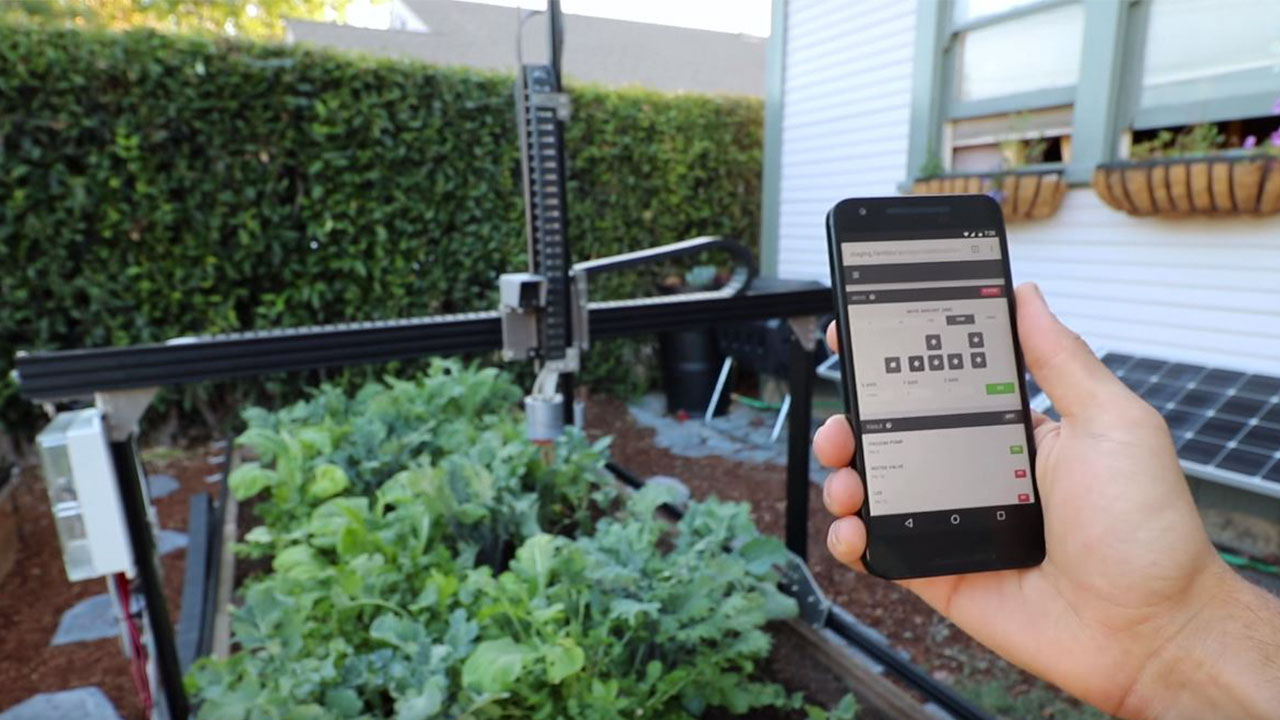 A Robot That Grows All The Food You Need In Your Own Backyard