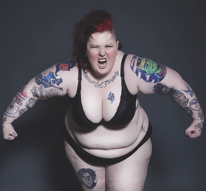 100 Women Reveal What’s Underneath Their Clothes To Fight Beauty Stereotypes