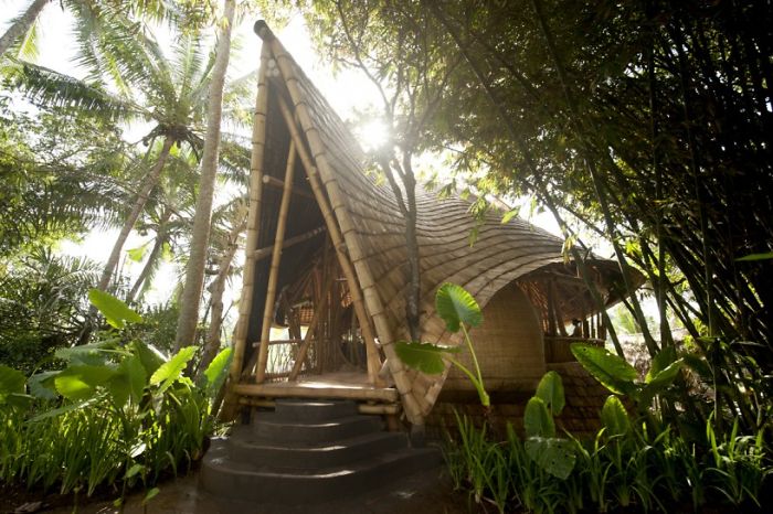 I Would Love To Live In This Bamboo House On 4 Levels