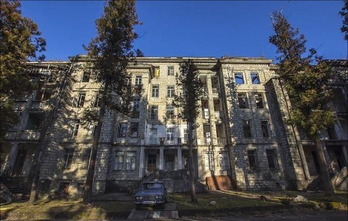 Shocking Photo Session - Forgotten Russian City