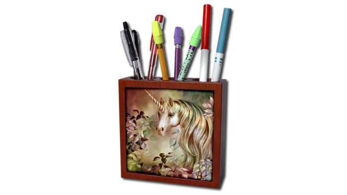 10+ Things For Unicorn Lovers