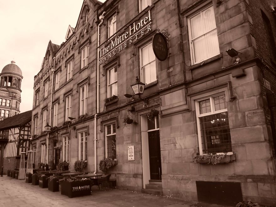 Sights Of Old Manchester