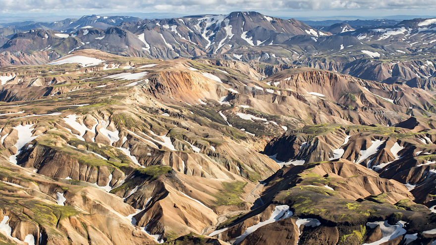 I Flew Over The Amazing Landscapes Of Iceland