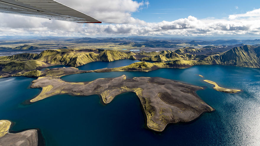 I Flew Over The Amazing Landscapes Of Iceland