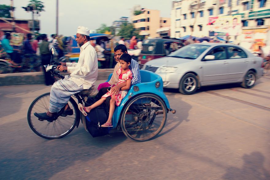 I'm Nasif Imtiaz, Photographer From Bangladesh And This Is My Street Photography Series