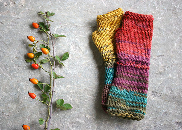 Fun And Colorful Knitted Gloves For Autumn And Winter