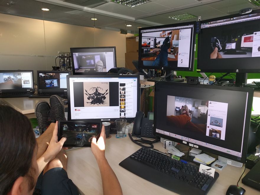 Bored @ Work? Feetception!