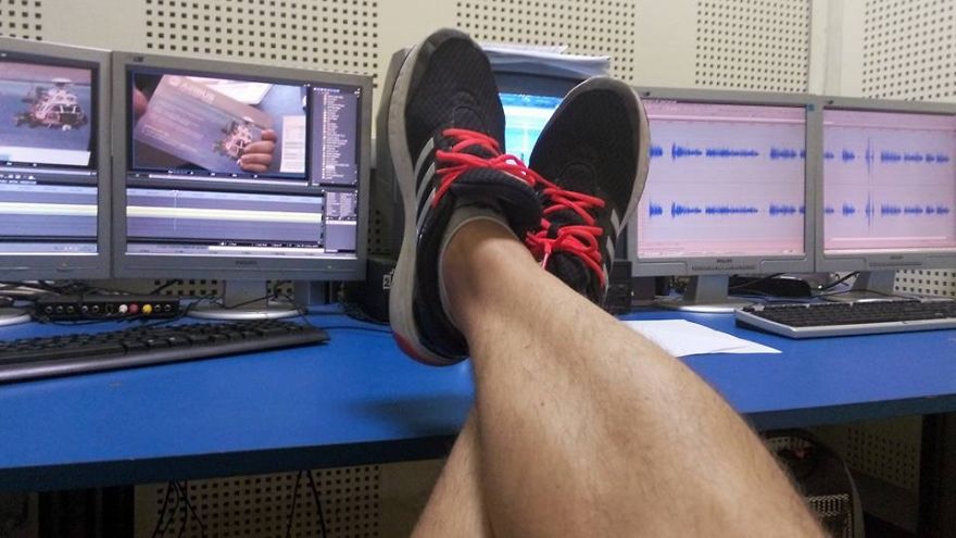 Bored @ Work? Feetception!