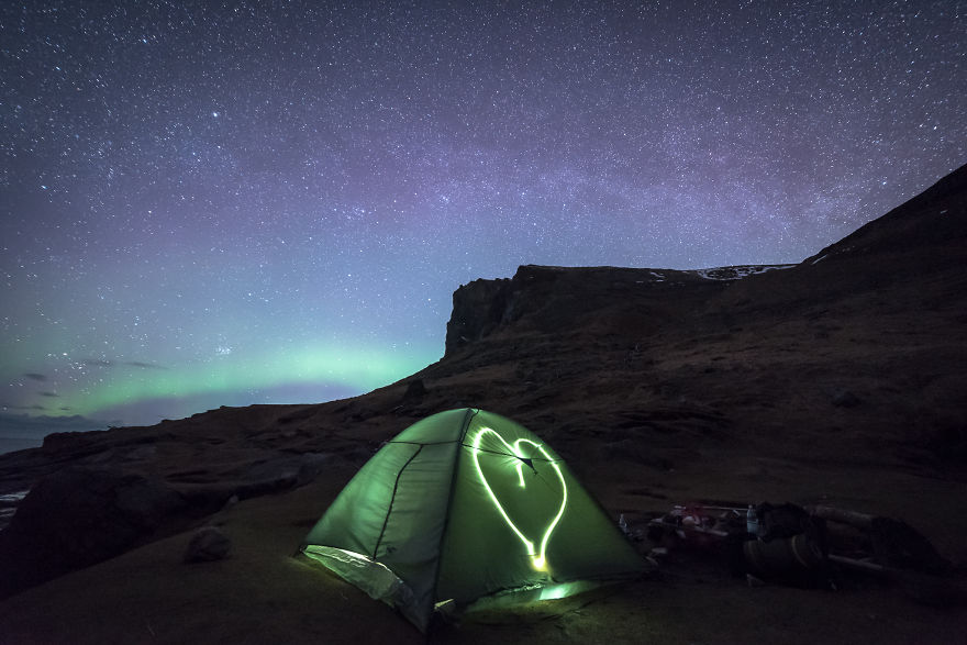 We Traveled 3500km To Sleep In A 5-Billion-Star 'Hotel' In Norway And It Made Our Jaws Drop