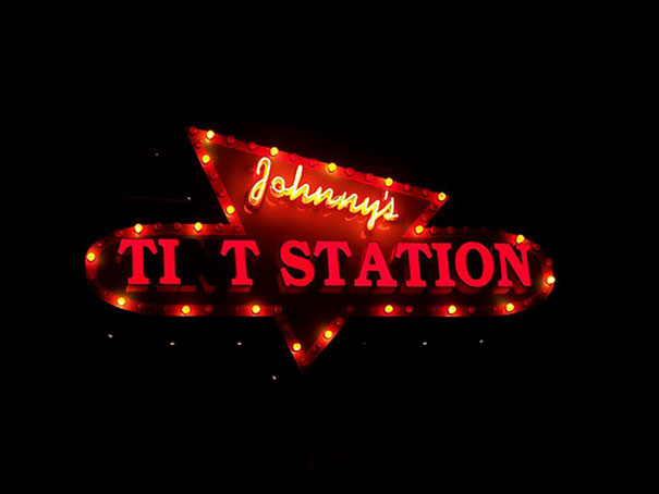 Johnny's Tint Station