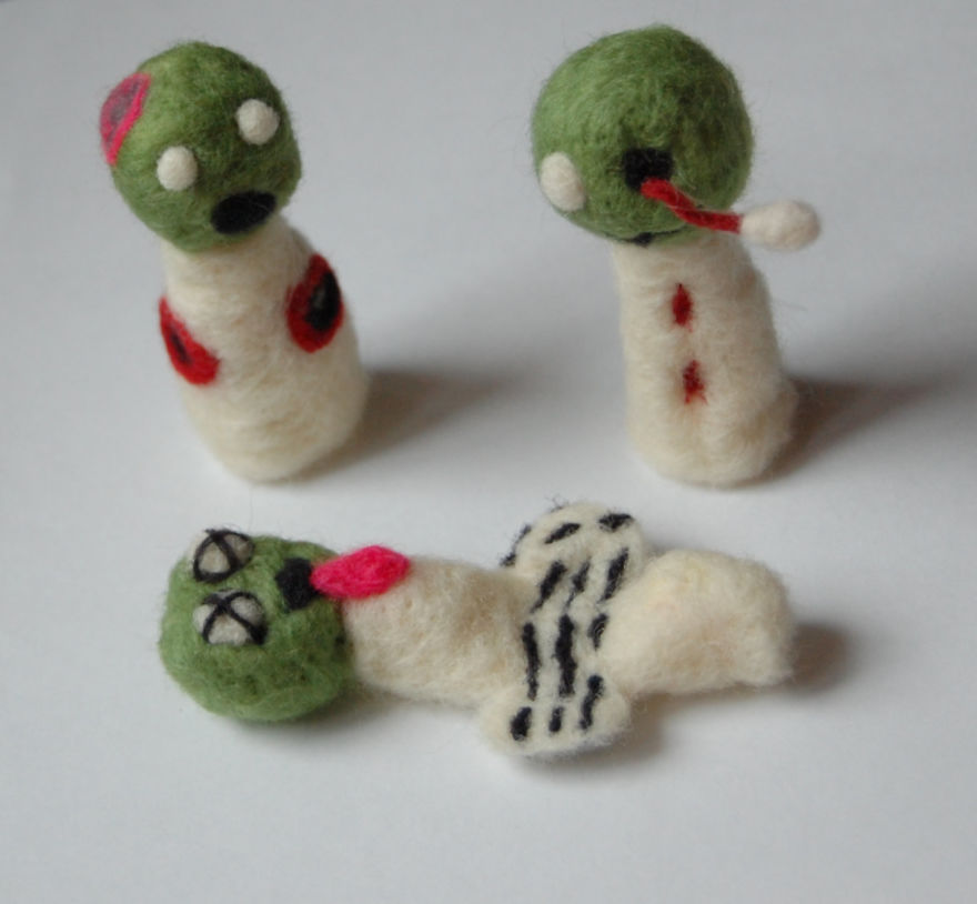 I Love Halloween And Making Things Out Of Wool.