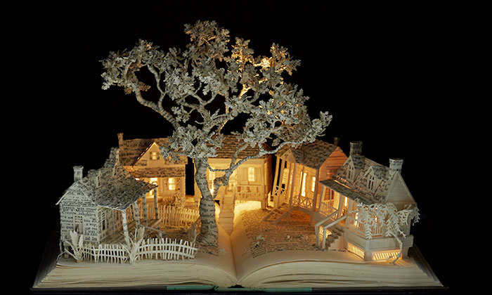 Old Books Turned Into Fairytale Sculptures By Su Blackwell