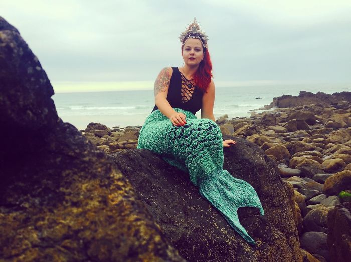 I Crochet Blankets That Make Your Mermaid Dreams Come True