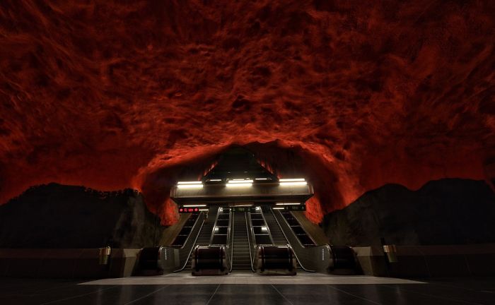 Stockholms Surreal Subway