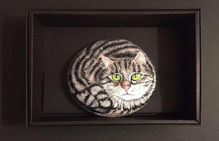 Turn A Normal Tea Box And Stone As Magical Art