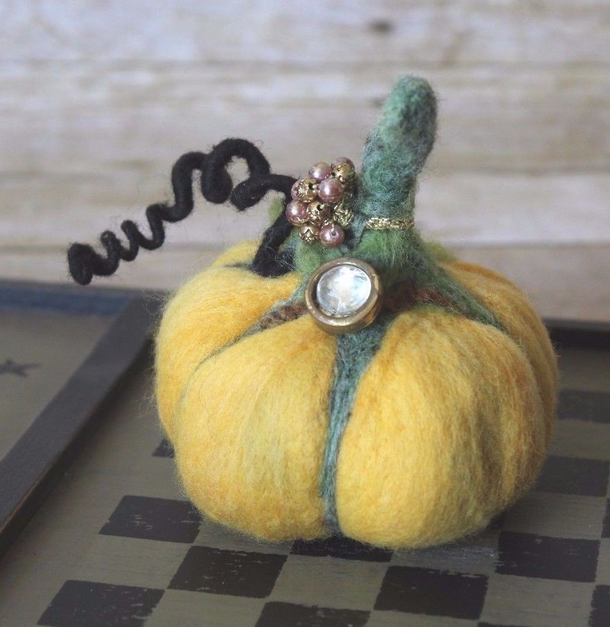 Felted Halloween And Fall Decorations