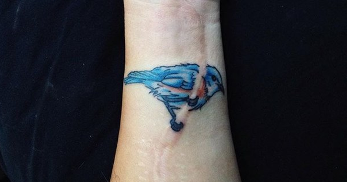 34 Scar-Covering Tattoos With Amazing Stories Behind Them