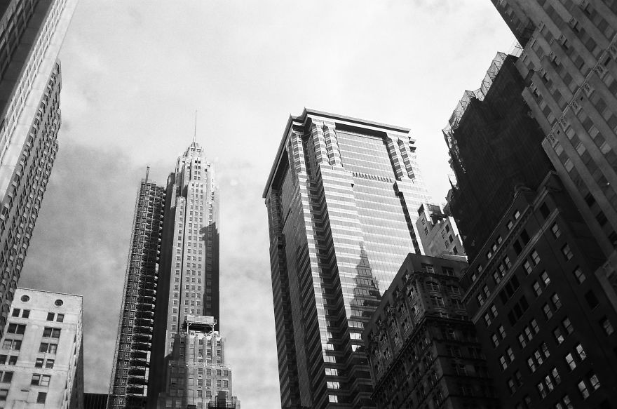 An Analog View Of New York And Los Ageles