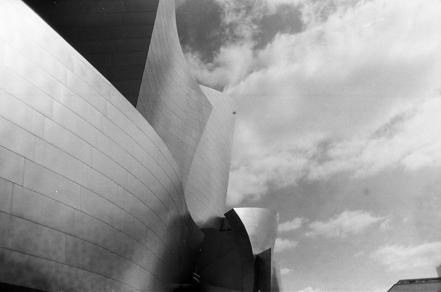 An Analog View Of New York And Los Ageles