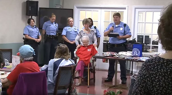 102-year-old-woman-arrested-bucket-list-edie-simms-4