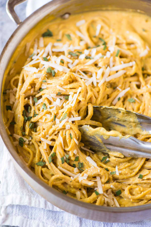 21 Waste-Busting Pumpkin Recipes For Halloween And Beyond 🎃