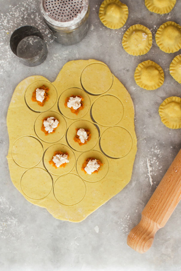 21 Waste-Busting Pumpkin Recipes For Halloween And Beyond 🎃