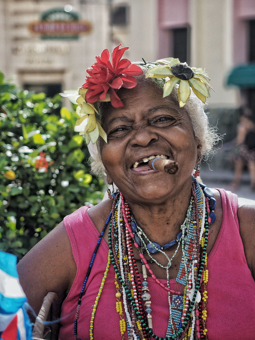 8 Smiles From Cuba