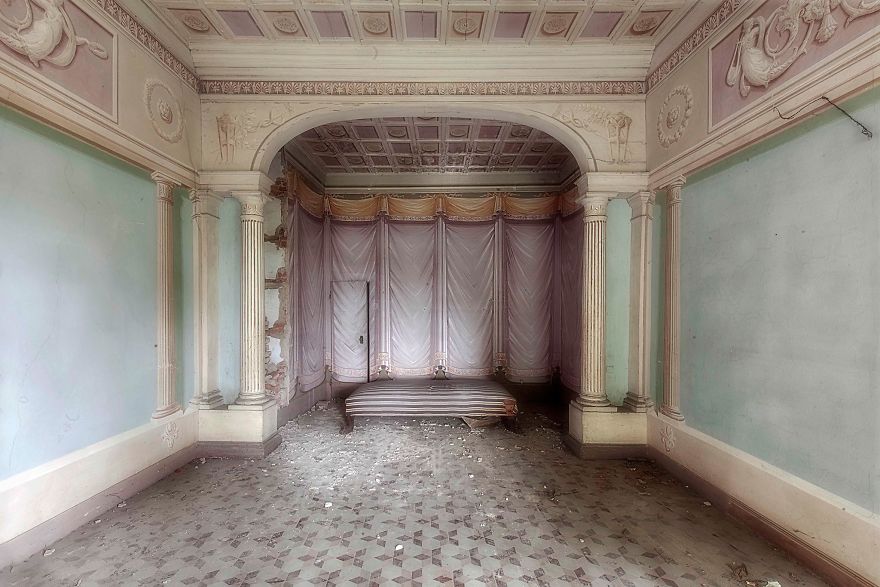 Abandoned Luxury: I Traveled Around Europe Photographing Abandoned Places