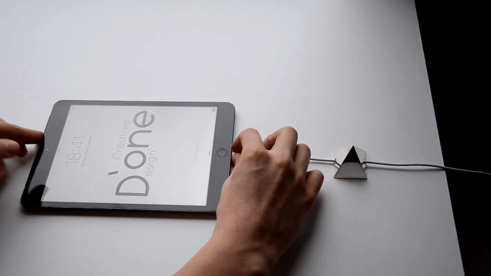 Shapes - Metal Cable Holder