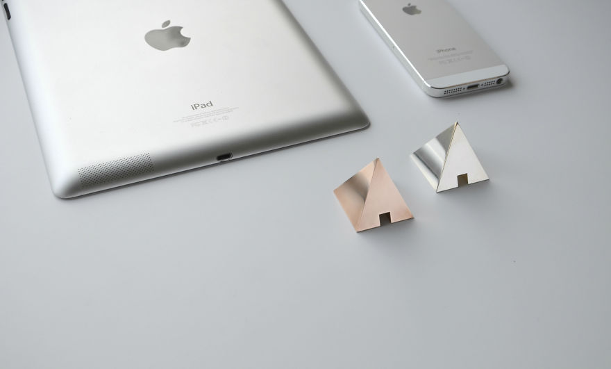 Shapes - Metal Cable Holder