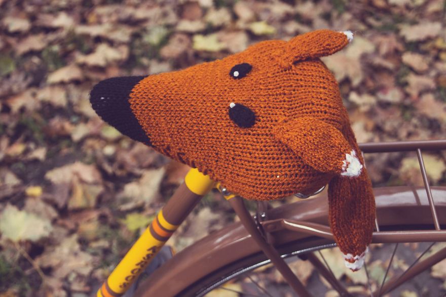 These Warming Seat Covers Encourage You To Bike In Winter To Fight Smog