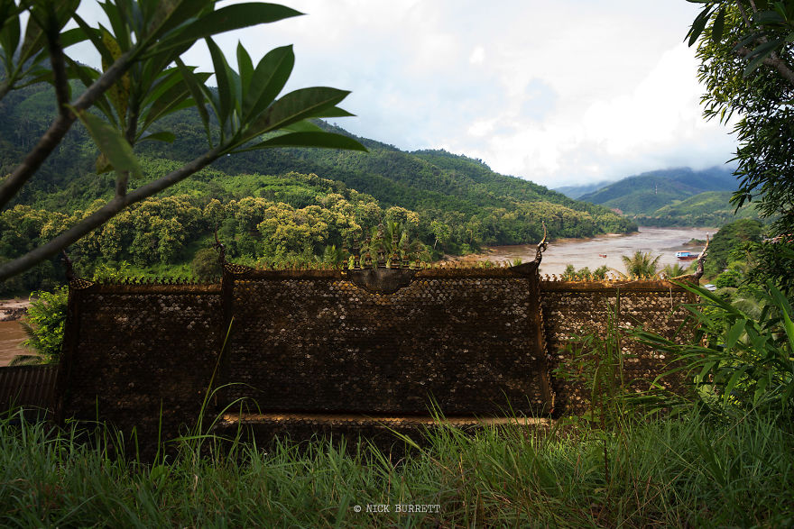 Why You Definitely Shouldn't Visit Laos!