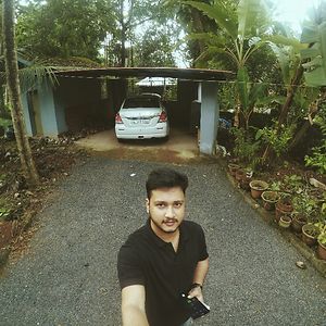 nidhinvenugopal avatar